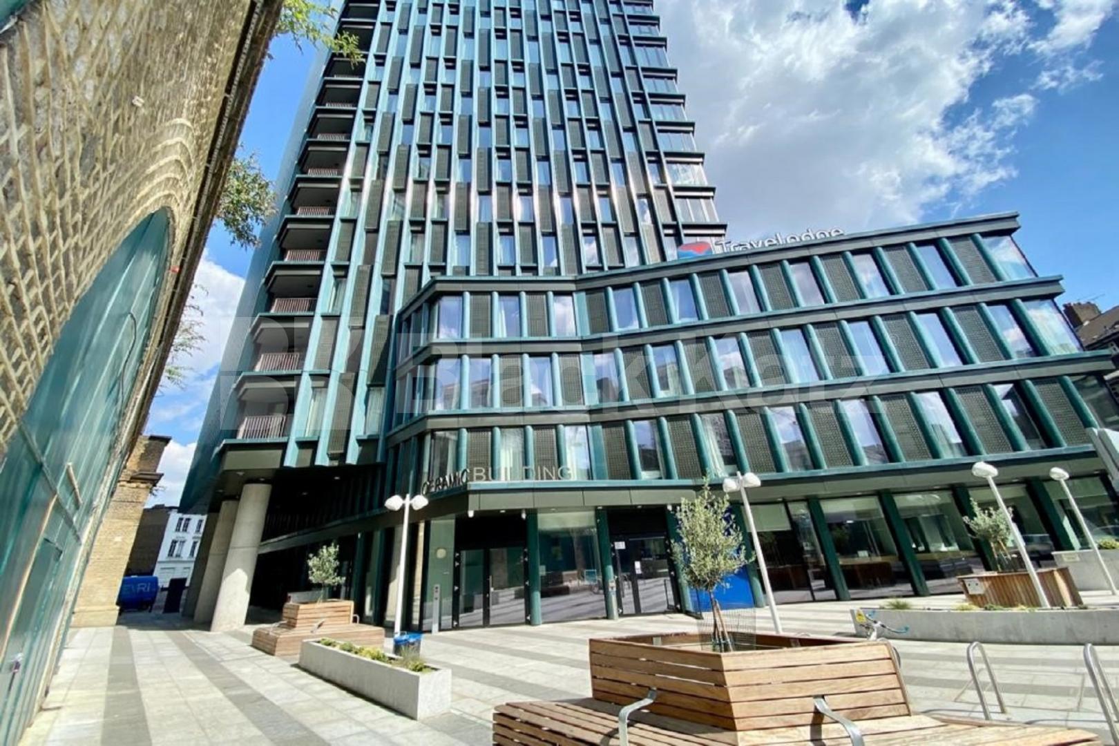 Situated on the 20th floor of The Ceramic Building with concierge and gym.  The Ceramic Building, Newington Causeway , Borough SE1